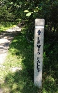 Trail marker for Lewis Falls.