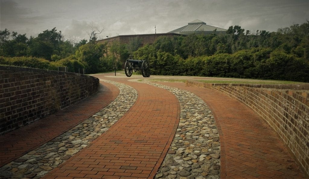 The road into the fort, with the Visitors Center in the background.