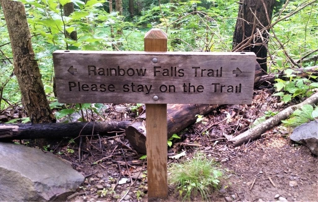 Signage on the Rainbow Falls Trail.