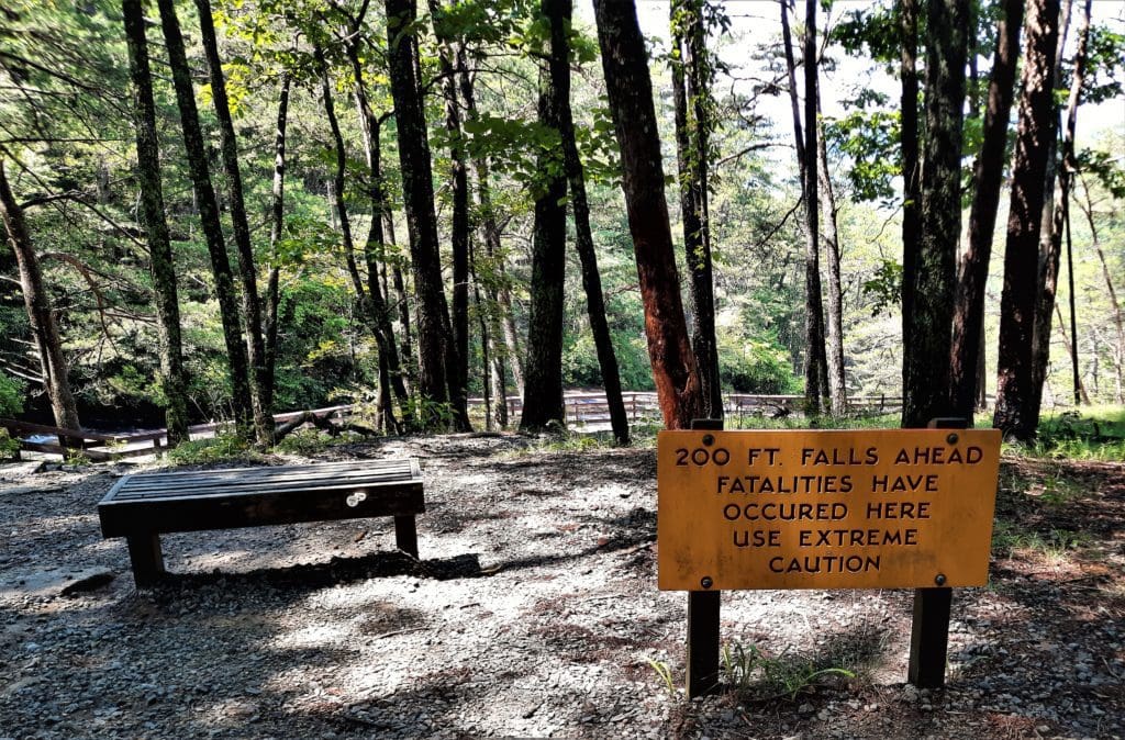 When you see this sign, you know you're close to the Falls.